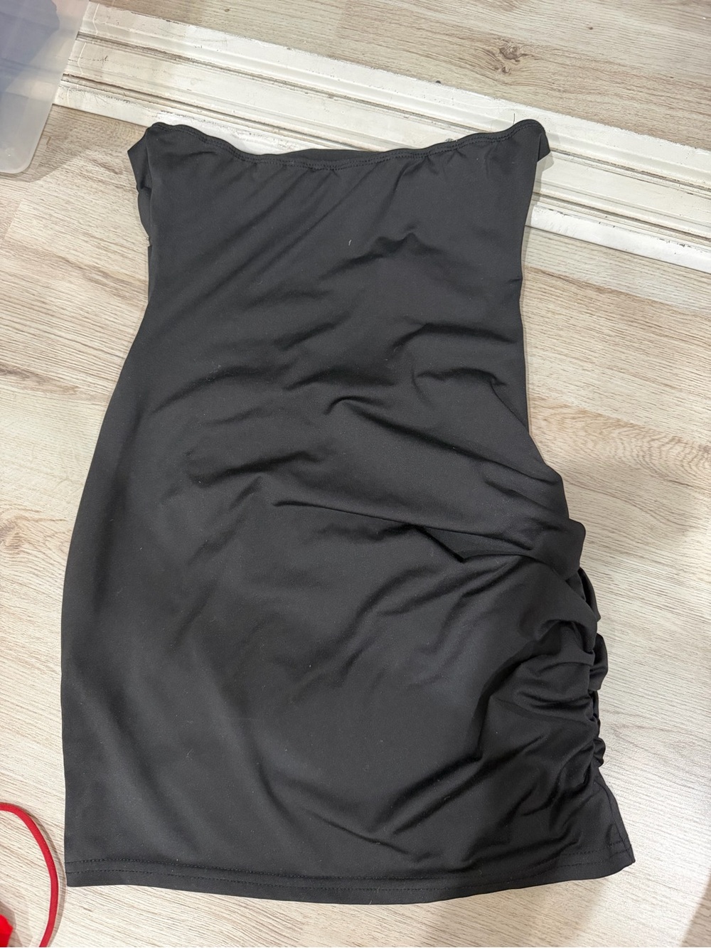 SHEIN Black Strapless Ruched Side Mini Dress
